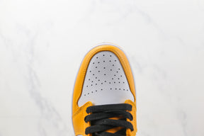 Jordan 1 Low Taxi