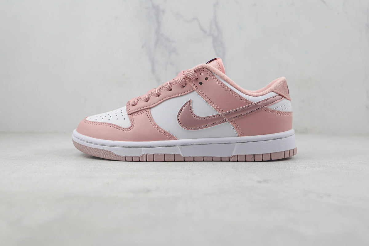 Nike Dunk Low Pink Velvet