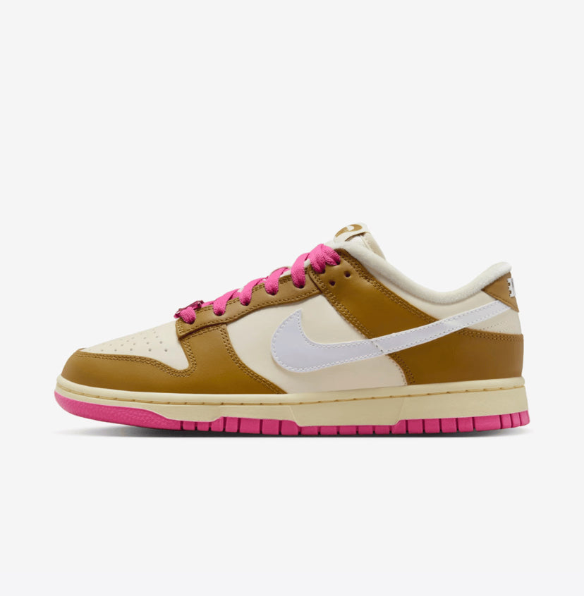 Nike Dunk Bronzine Pink