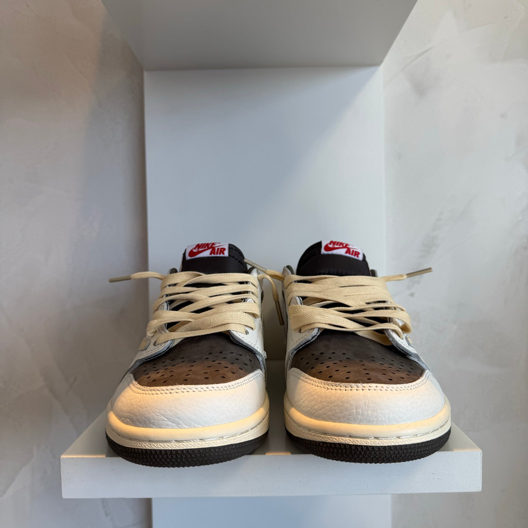 Jordan 1 Low Reverse Mocha Travis Scott (Pronta Entrega)