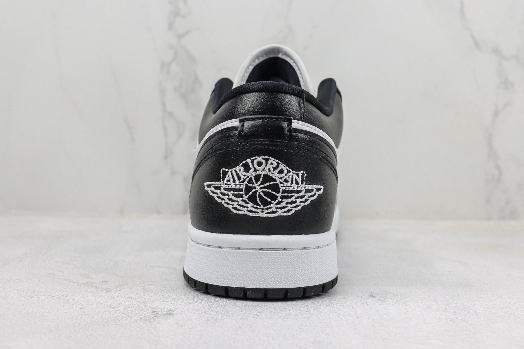 Jordan 1 Low Panda