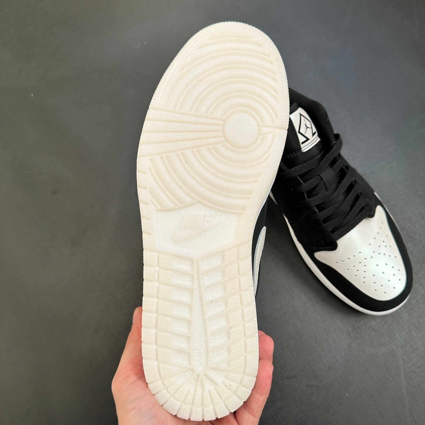 Jordan 1 Low Diamond Shorts (Pronta Entrega)